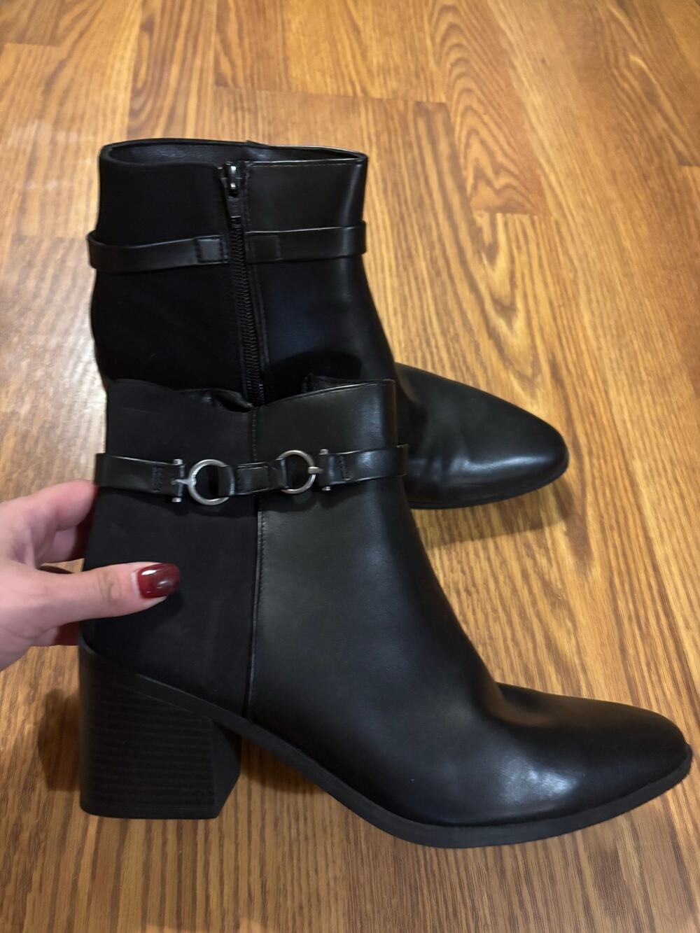 NWOT Croft & Barrow Black Leather Buckle Fall/ Winter Preppy Office Ankle Boots